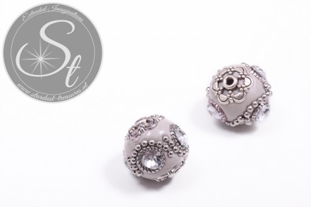 2 Stk. handgemachte graue indonesische Perlen ~20mm-31