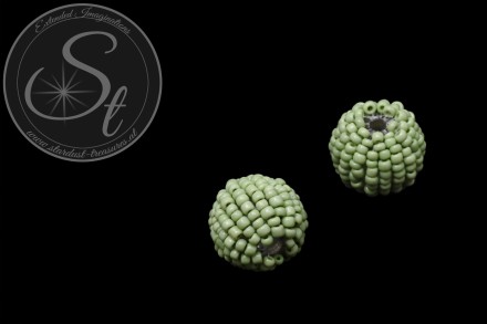 2 Stk. mit grünen Glas Seed Beads handumwobene Perlen 18mm-31