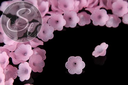 10 Stk. rosa Acryl-Blüten frosted 21mm-31