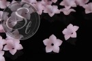 5 Stk. rosa Acryl-Blüten frosted 34mm-20